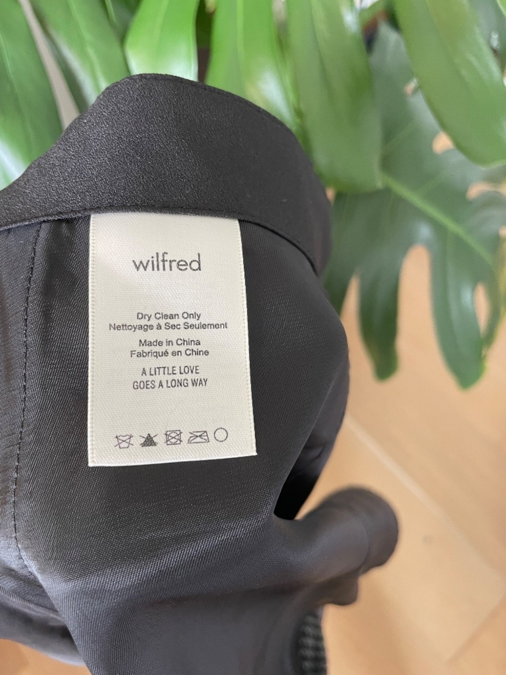 Aritzia Wilfred Plaid Mini Skirt - Size 0 - Picture 4 of 7